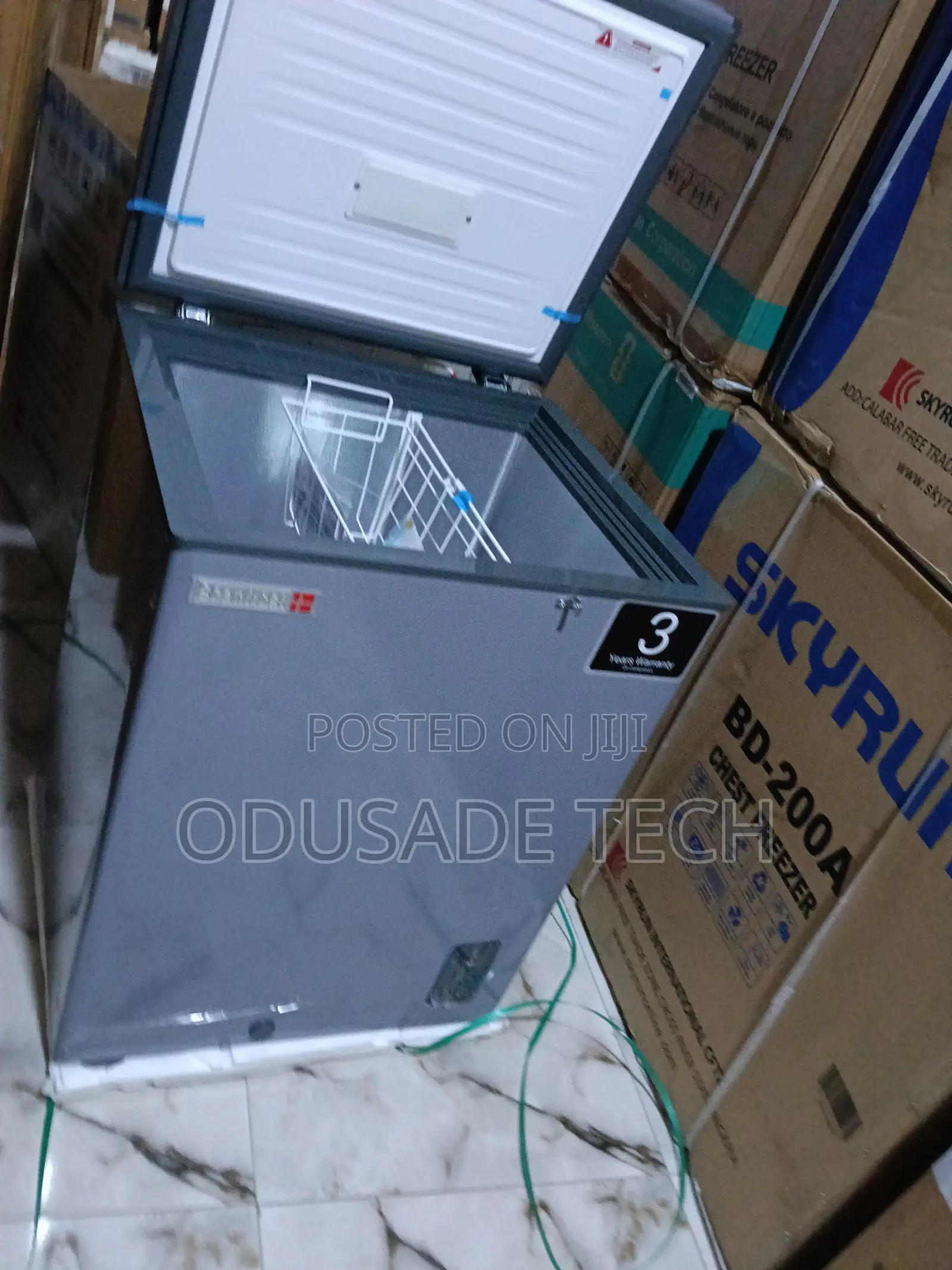Fast Cooling Scanfrost Sfl151 150l Freezer