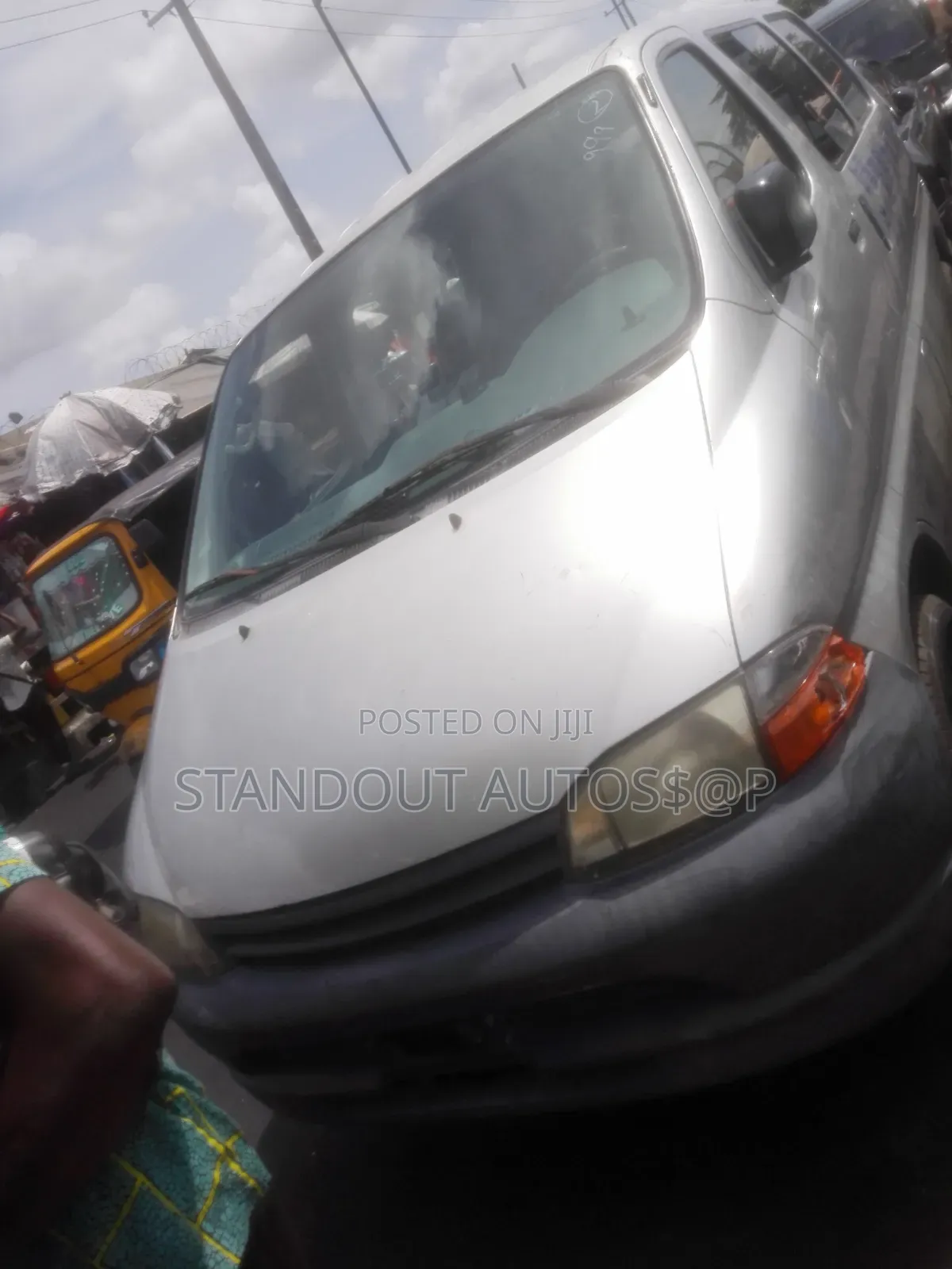 Toyota HiAce 2006 Silver