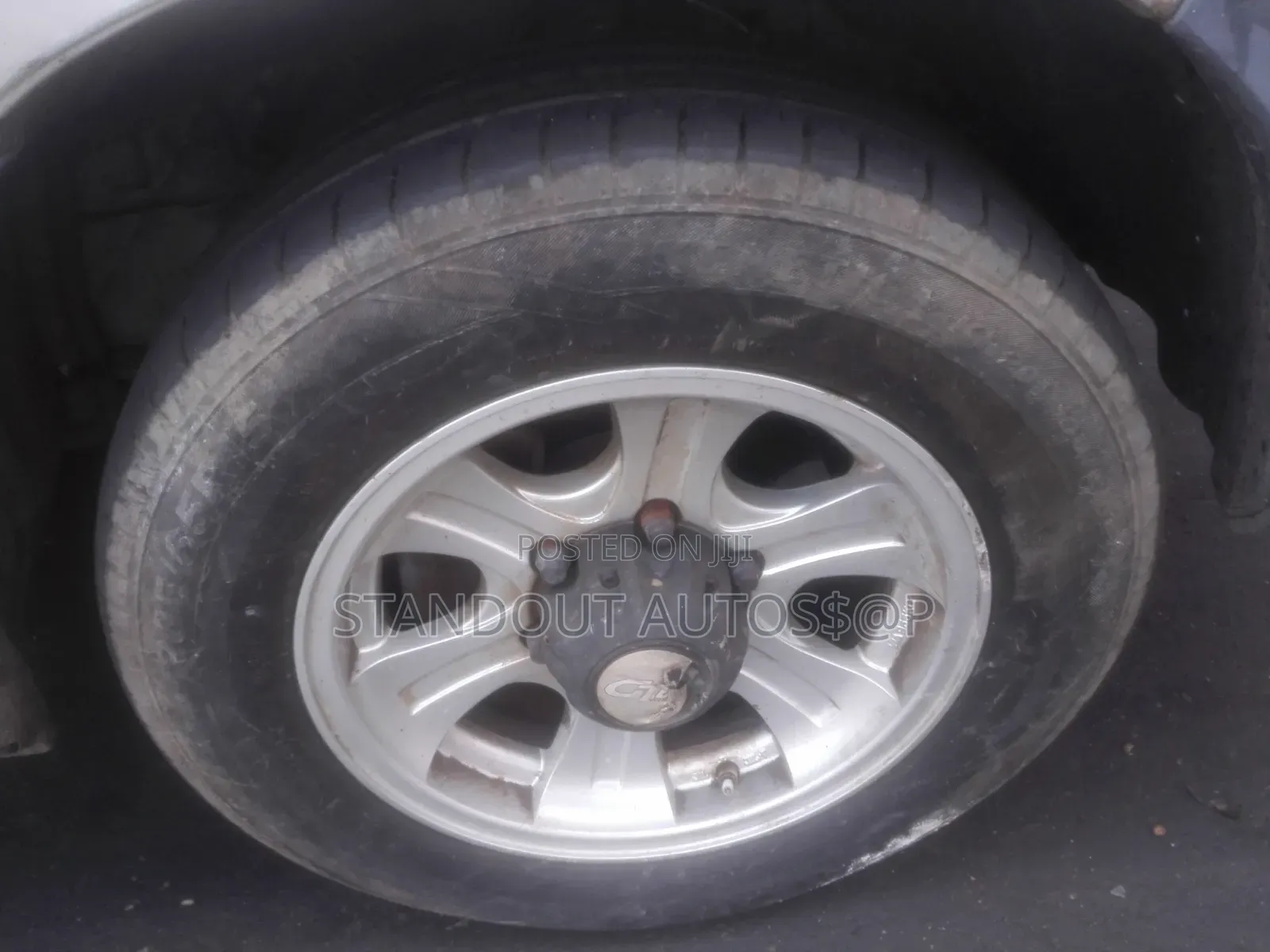 Toyota HiAce 2006 Silver