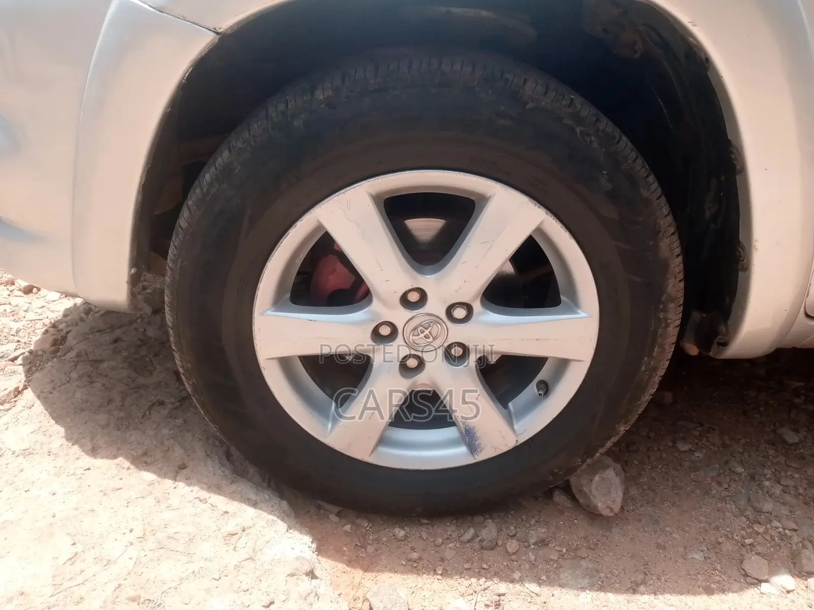 Toyota RAV4 2010 Silver