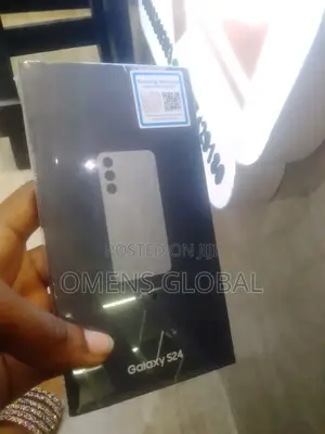 New Samsung Galaxy S24 256 GB Black