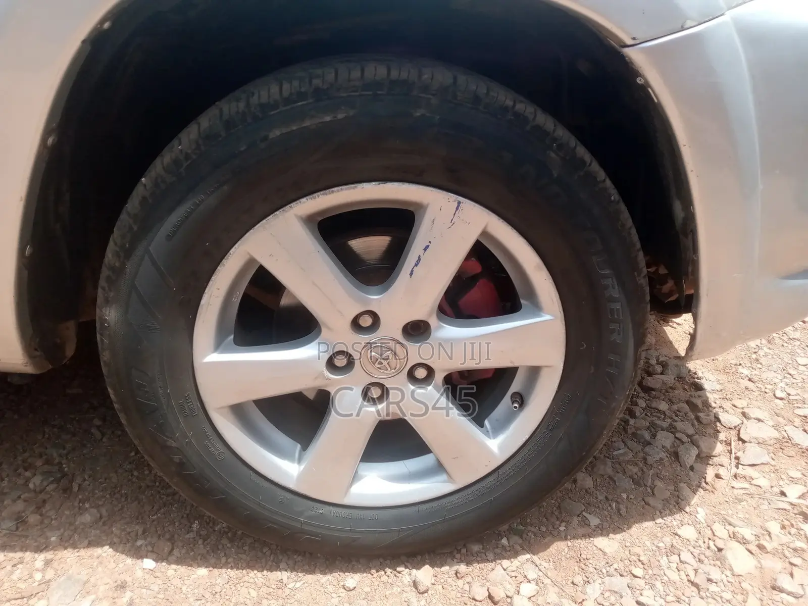 Toyota RAV4 2010 Silver