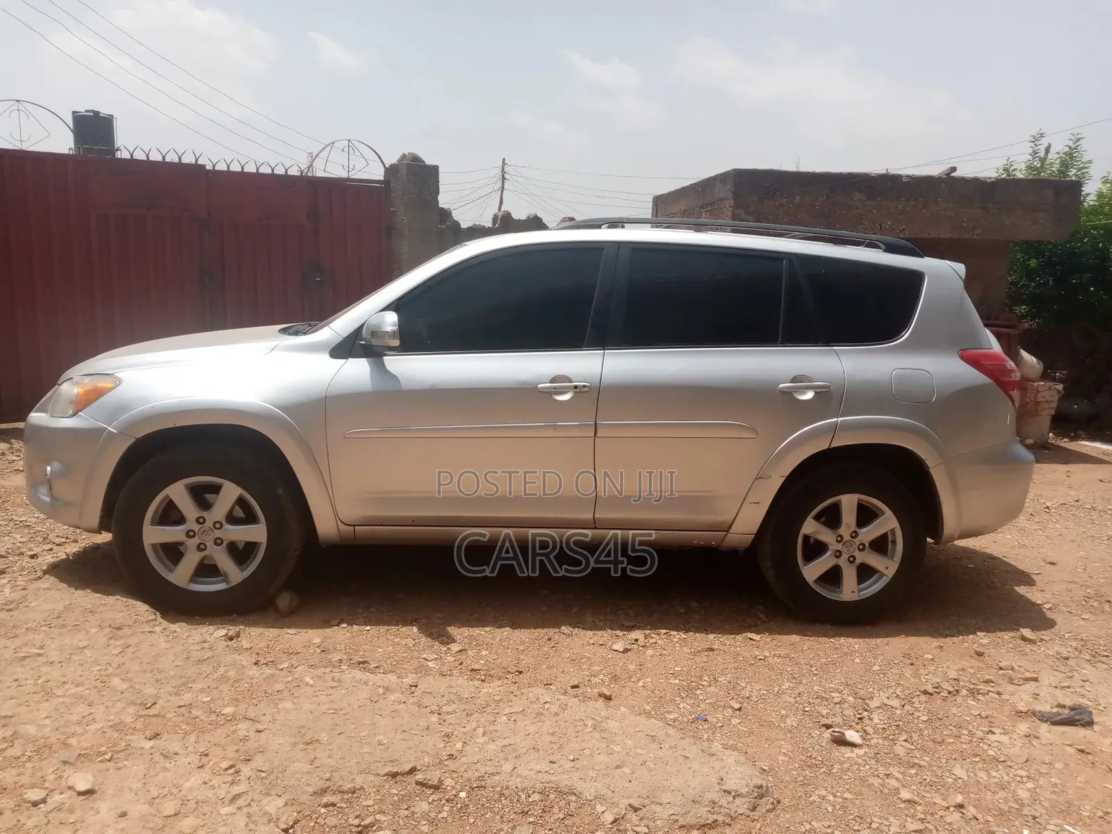 Toyota RAV4 2010 Silver