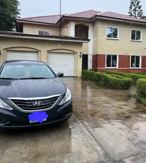 5bdrm Duplex in Nicon Town, Chevron for sale