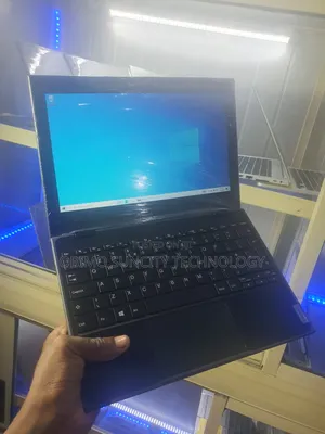 Laptop Lenovo 4GB SSD 72GB