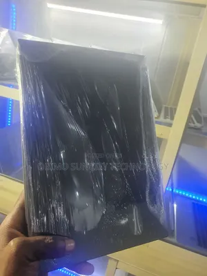 Laptop Lenovo 4GB SSD 72GB