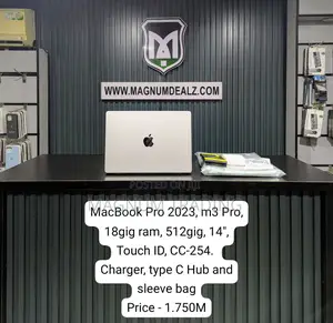 Laptop Apple MacBook Pro 18GB Apple M3 Pro SSD 512GB