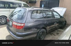 Toyota Carina 2.0 AWD Sedan 2001 Gray