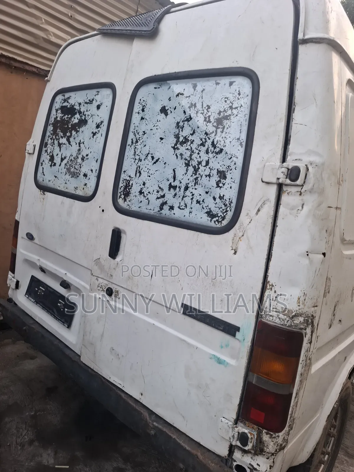 Ford Transit 1999 White