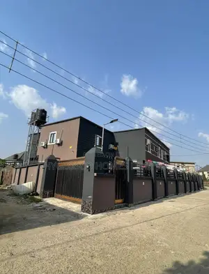 Furnished 15bdrm Duplex in Rumuahalu for sale