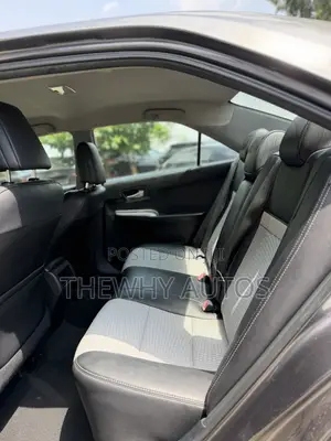Toyota Camry SE Sport 4dr Sedan w/Prod. End 11/13 (2.5L 4cyl 6A) 2014