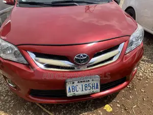 Toyota Corolla LE 4dr Sedan (1.8L 4cyl 4A) 2011 Red