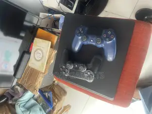 Ps4 Slim [2 Pads ]