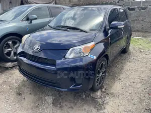 Scion xD Base 2010 Blue
