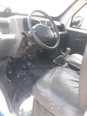 Suzuki Every 2010 White