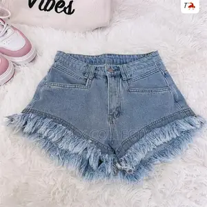 Light” Frayed Shorts