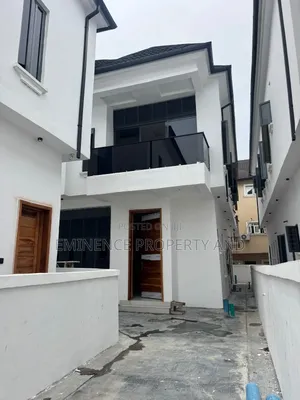 4bdrm Duplex in Lekki Phase 2 for sale