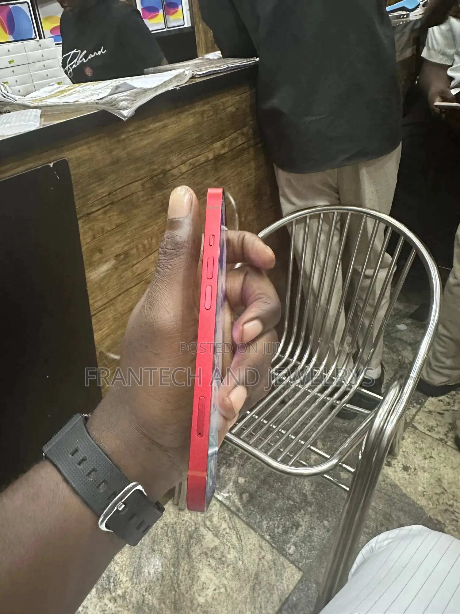 Apple iPhone 13 128 GB Red