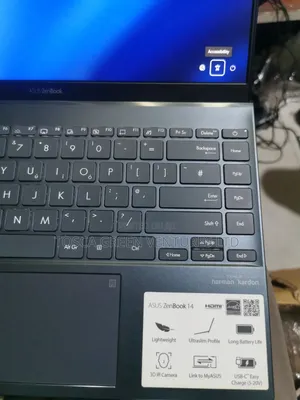 Laptop Asus ZenBook UX430UA 8GB Intel Core i3 SSD 256GB