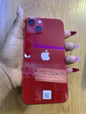 Apple iPhone 13 256 GB Red
