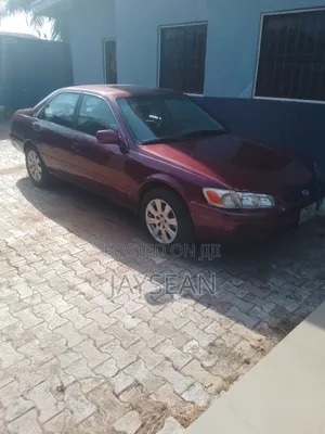 Toyota Camry LE 4dr Sedan (2.4L 4cyl 5M) 2002 Red