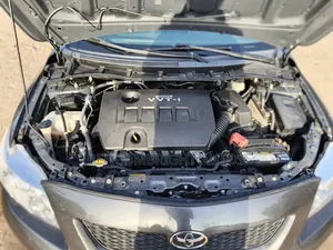 Toyota Corolla LE 4dr Sedan (1.8L 4 cyl 4A) 2009 Gray