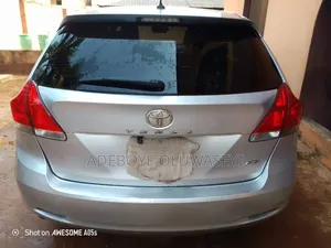 Toyota Venza XLE AWD V6 2013 Silver