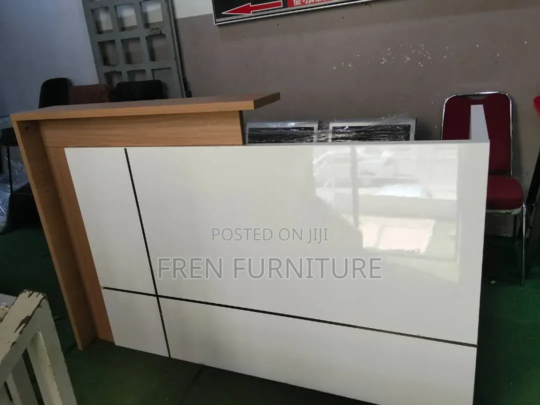 Hotel and Office Desk Available