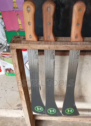 Original Cutlass – Strong, Sharp Durable Farming Tool
