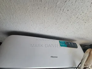 Hisense Ac 1.5 Hp Non Inverter Neatly Used.