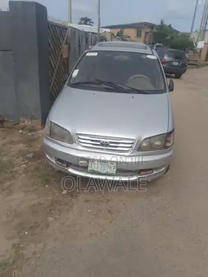 Toyota Picnic 2.0 FWD 2002 Silver