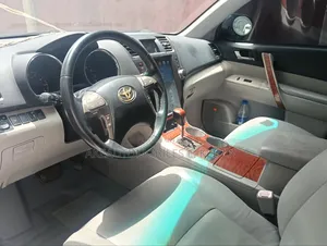 Toyota Highlander 2013 Silver