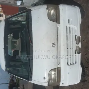Suzuki Every 2005 White