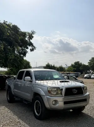 Toyota Tacoma Double Cab V6 Automatic 2012 Silver