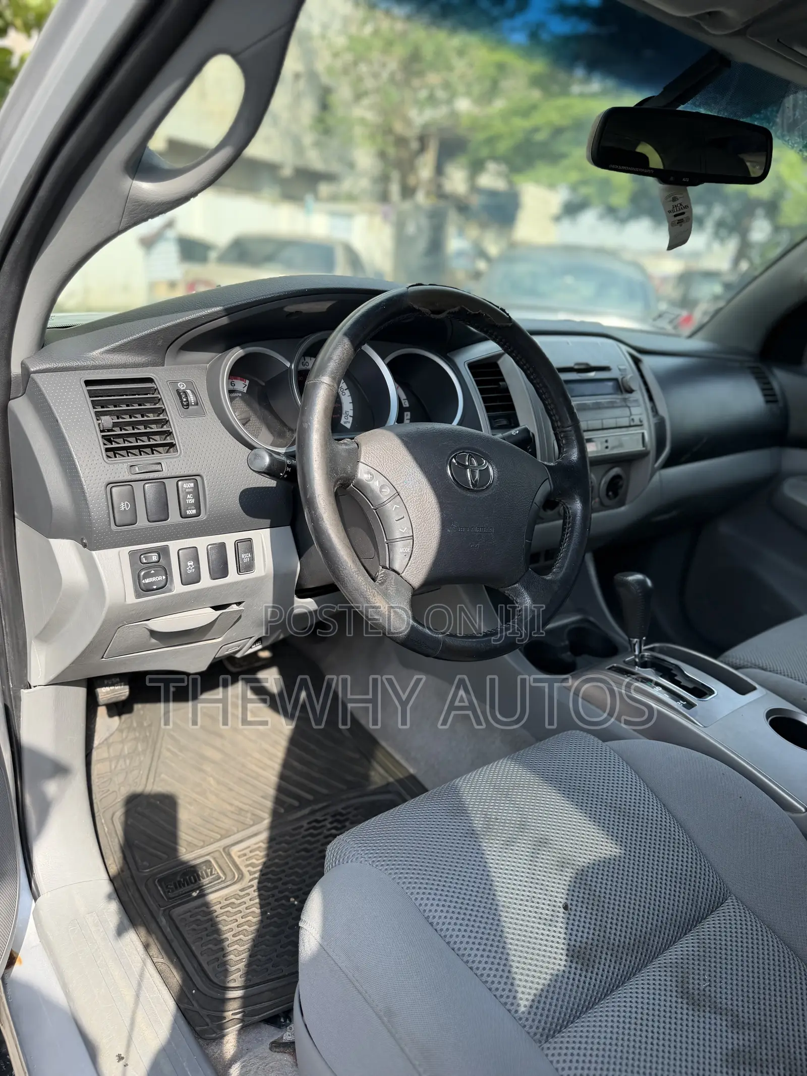 Toyota Tacoma Double Cab V6 Automatic 2012 Silver