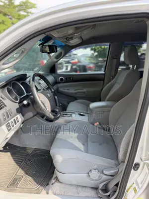 Toyota Tacoma Double Cab V6 Automatic 2012 Silver