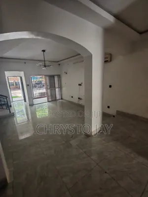 3bdrm Townhouse / Terrace in Wuse 2 for rent