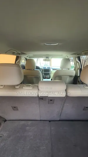 Lexus LX 570 2012 Silver