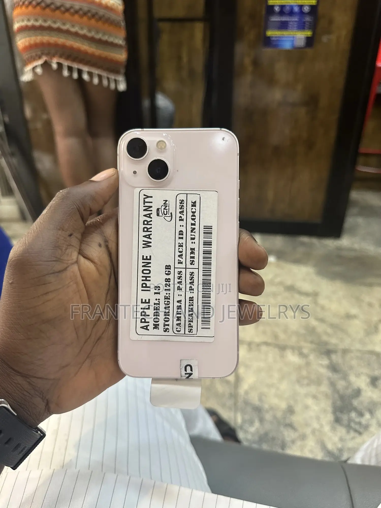 Apple iPhone 13 128 GB Pink