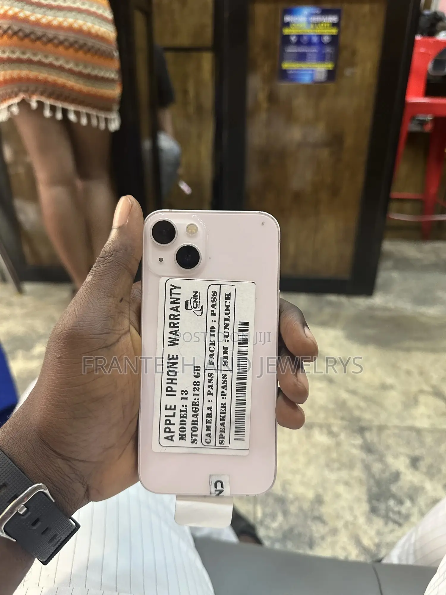 Apple iPhone 13 128 GB Pink