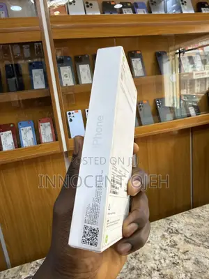 New Apple iPhone 16 Plus 256 GB White