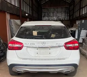 Mercedes-Benz GLA 250 SV Premium 2014 White