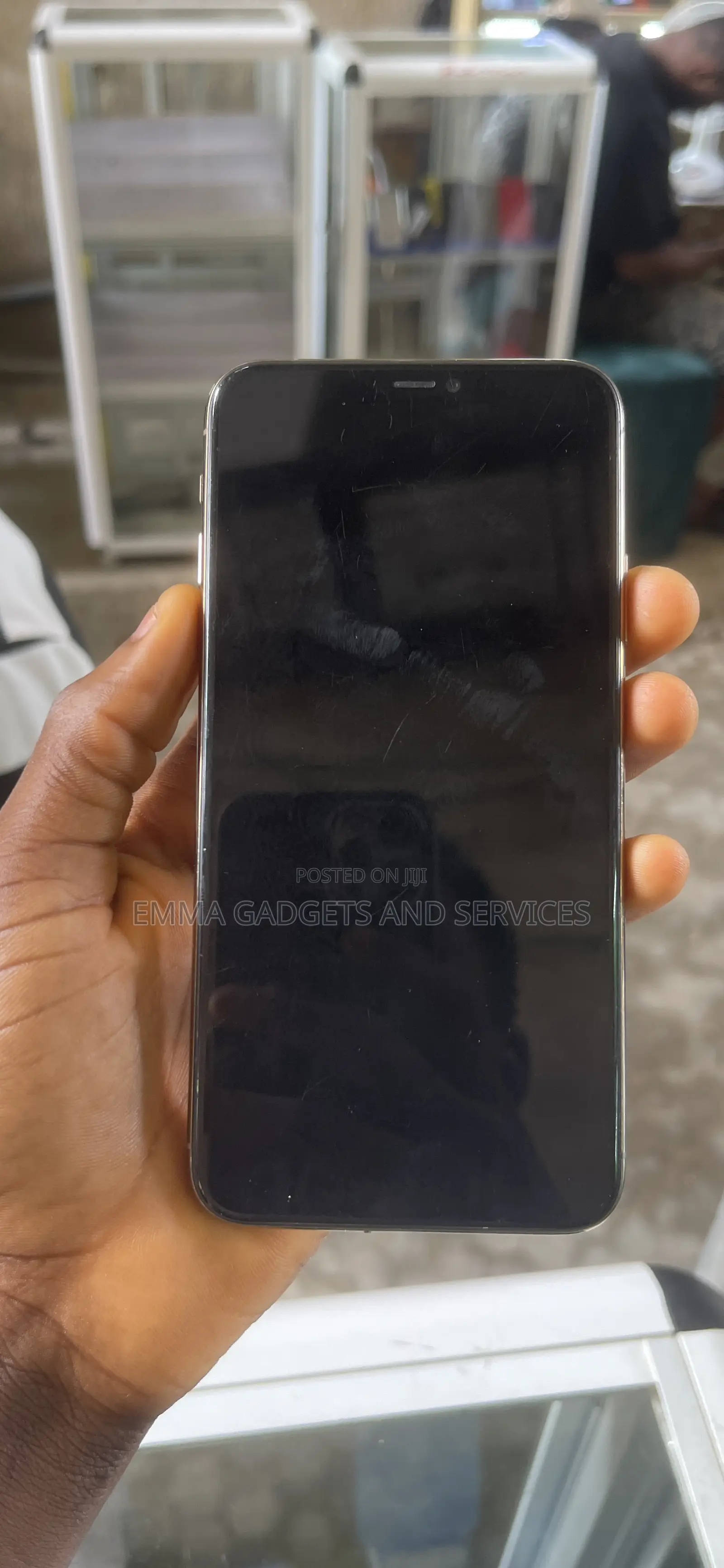 Apple iPhone 11 Pro Max 64 GB Gold