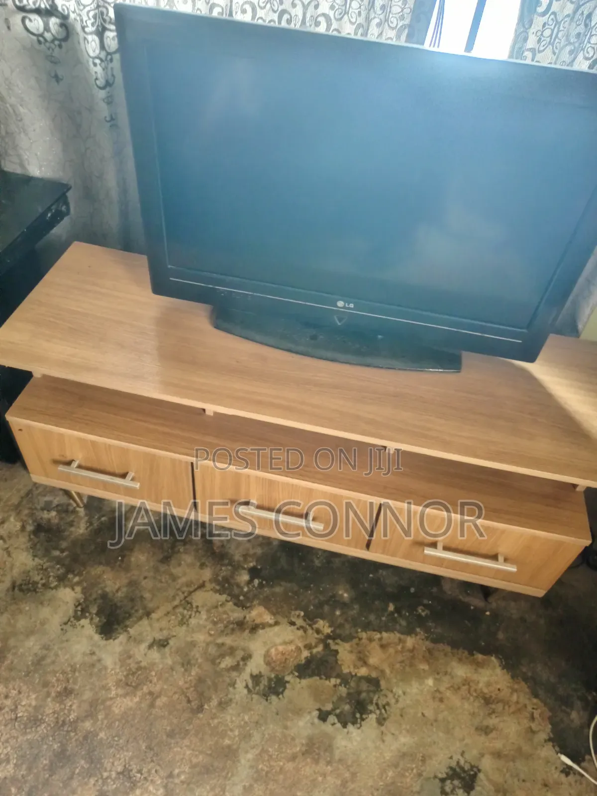 HDF Tv Console