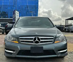 Mercedes-Benz C300 2013 Green