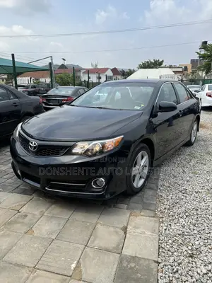 Toyota Camry SE 4dr Sedan (2.5L 4cyl 6A) 2012 Black