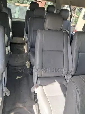 Toyota HiAce 2015 White