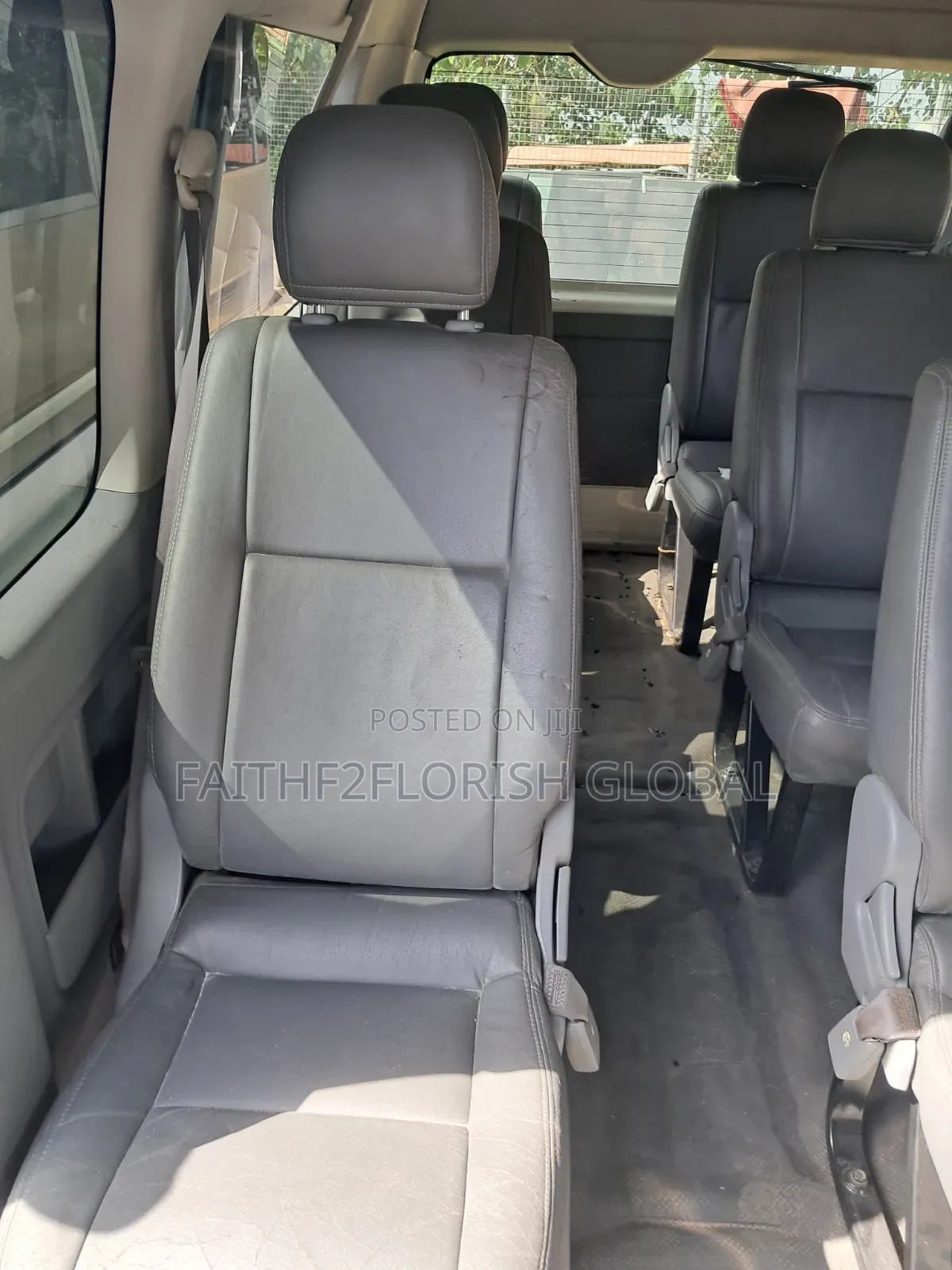 Toyota HiAce 2015 White