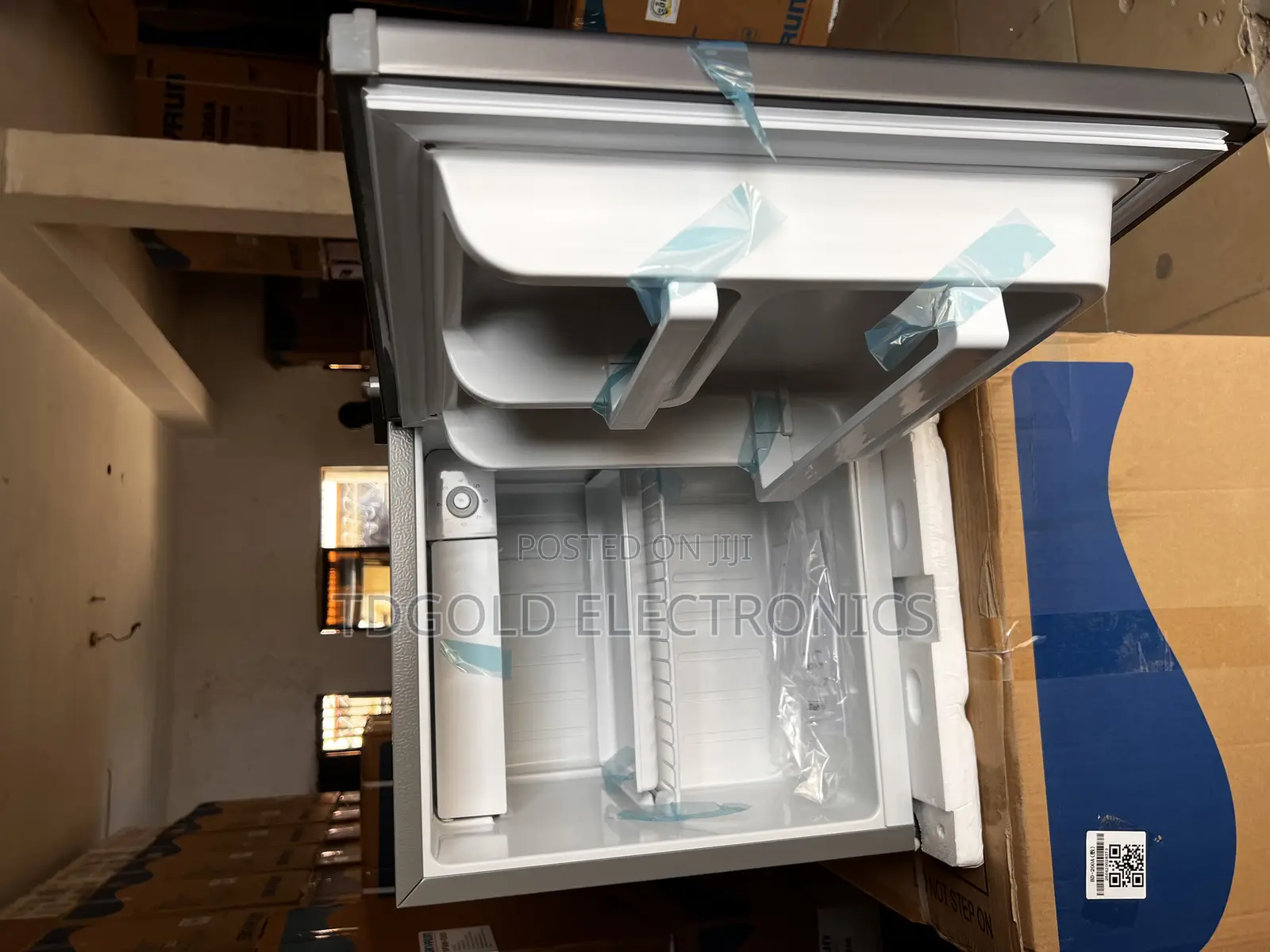 Skyrun Bedside Refrigerator