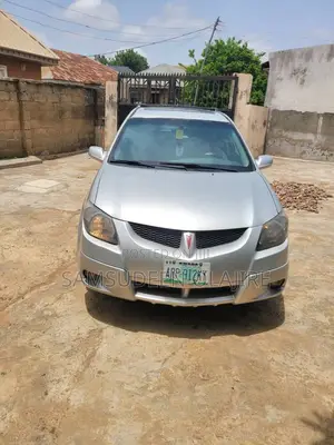Pontiac Vibe Automatic 2004 Silver